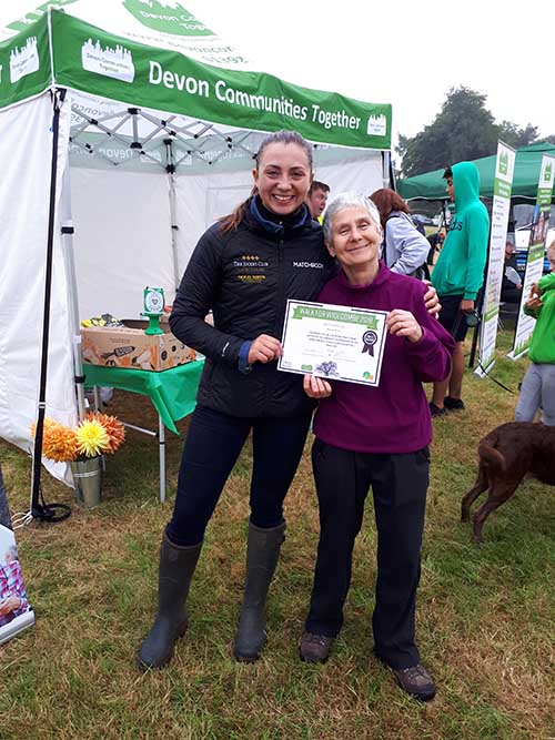 bryony Frost and Teresa Butchers