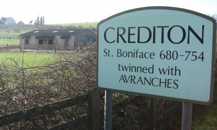 Crediton Sign